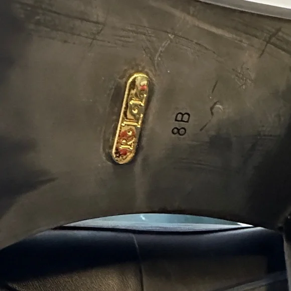 Ralph Lauren Black Leather Dalena Loafers - Picture 8 of 8